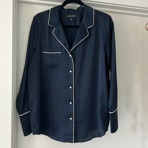 Banana Republic Silky Pearl Button Blouse